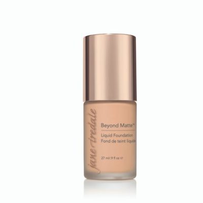 Beyond Matte Liquid Foundation M3